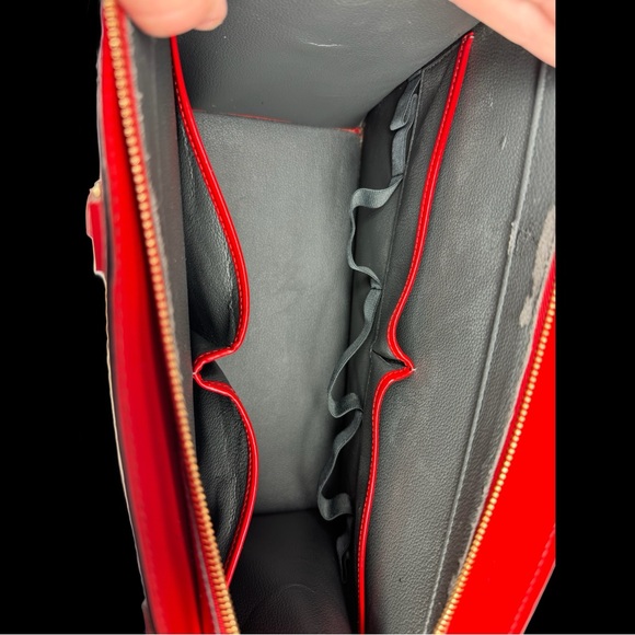 LOUIS VUITTON Authentic Red Riviera Epi Leather - Picture 3 of 15